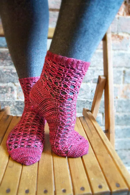 Crochet Pattern - Mulled Wine Socks