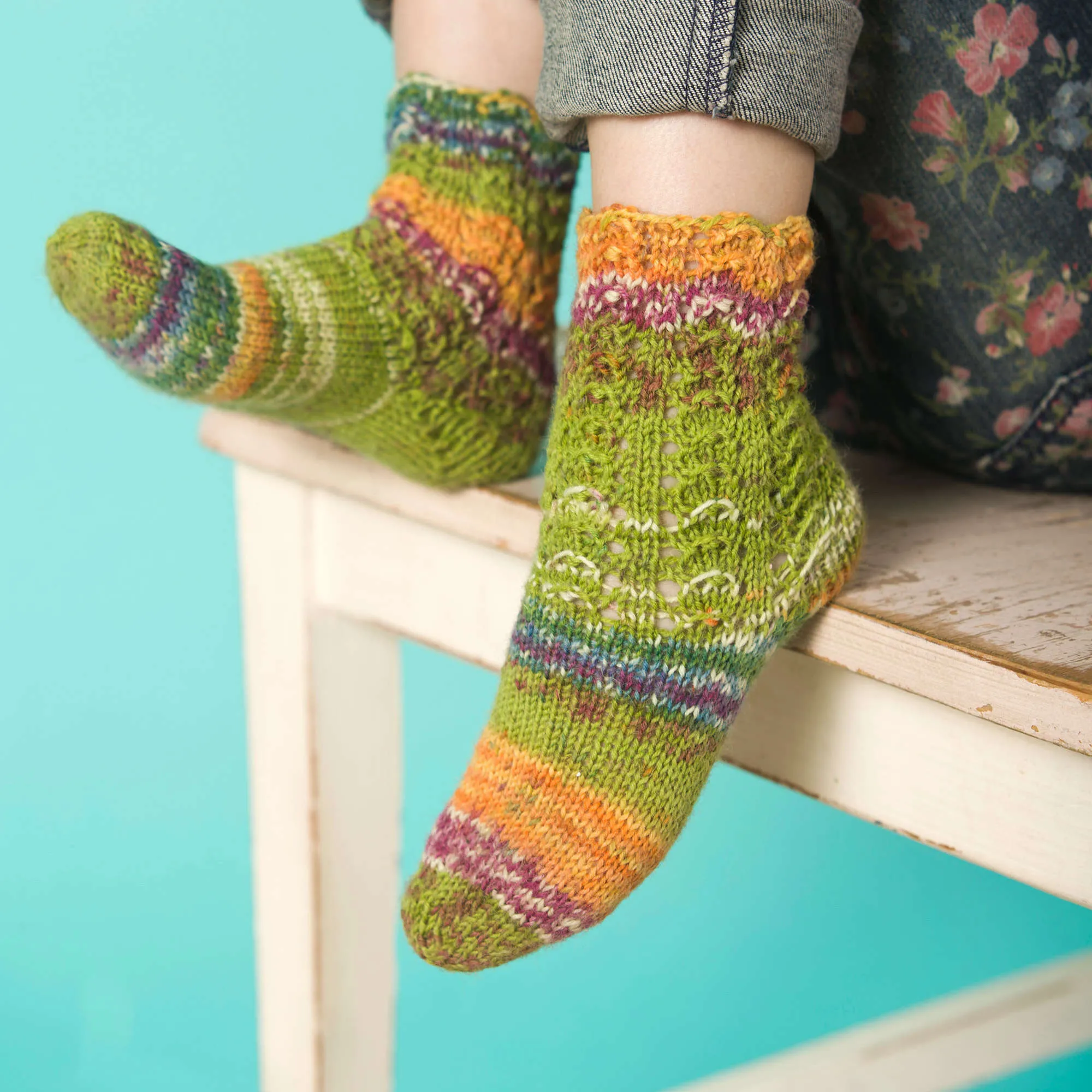 Red Heart Knit Girl's Lacy Socks